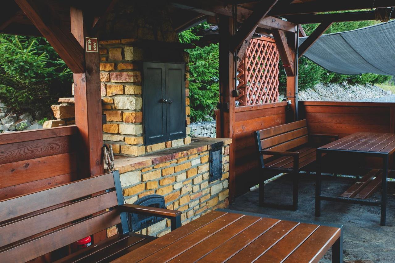 Glamping Pod Gwiazdami Pietrusza Wola Hotel Exterior photo