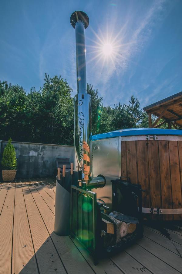 Glamping Pod Gwiazdami Pietrusza Wola Hotel Exterior photo